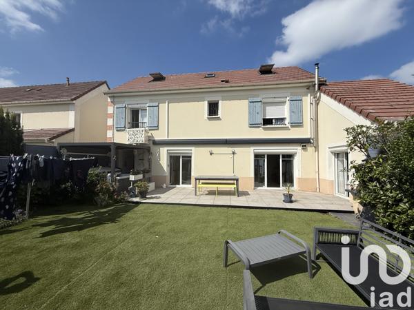 Maison à vendre 8 pièces 140 m² Savigny-le-Temple