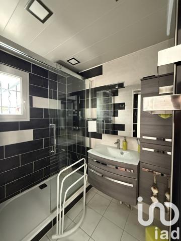 Maison à vendre 8 pièces 140 m² Savigny-le-Temple