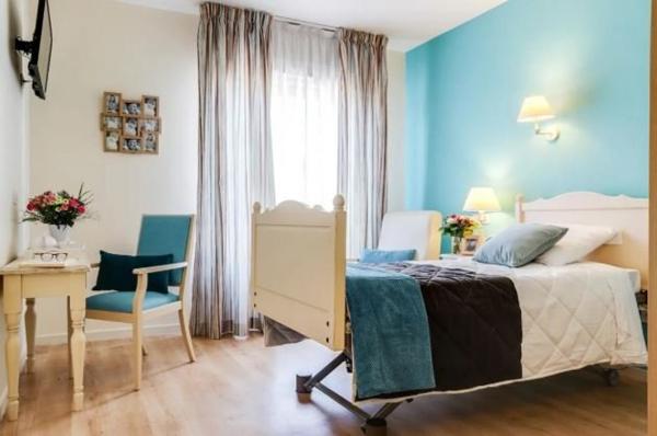 INVESTISSEMENT LOCATIF – LE CANNET – Résidence EHPAD La Villa des Saules - 6 % de rentabilité