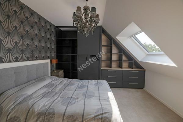 Maison entièrement rénovée avec goût - 3 chambres - 100 M2 au sol - Centre de Châteaugiron - jardin - garage