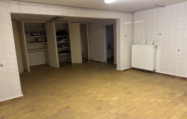 Belle maison familiale de 242 m2 sur terrain de 916 m2   Espaces généreux et prestations de qualité