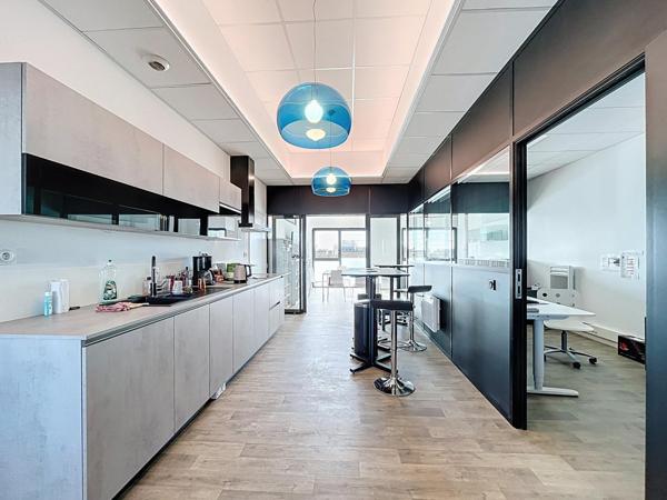 Local Commercial à SAINT-MALO, 35400 - 3 pièces 102m²