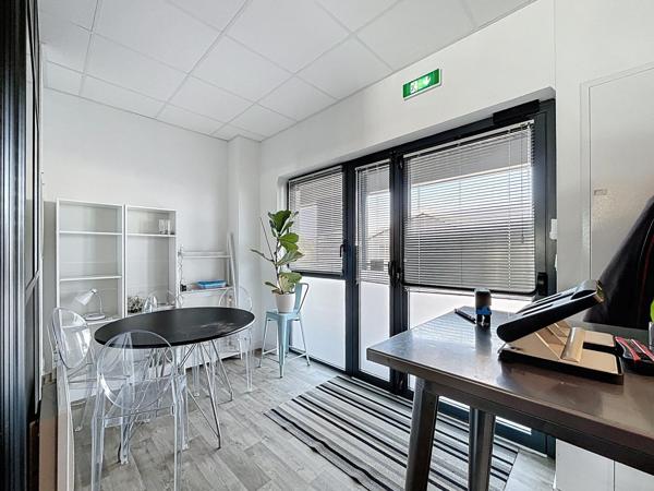 Local Commercial à SAINT-MALO, 35400 - 3 pièces 102m²