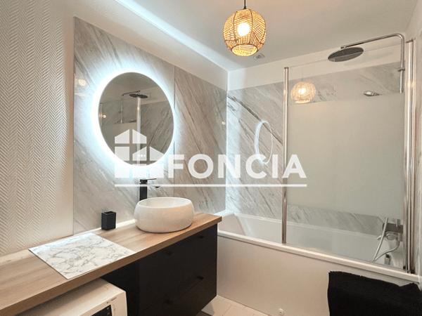 Location Appartement meublé 2 pièces 55.14 m² - 18 RUE NANTAISE Cholet 49300