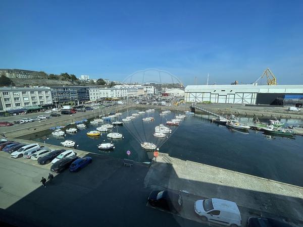 Bureau  à louer - Port-Gare-Liberte-Foch