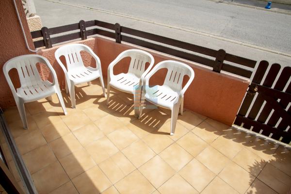 11210 PORT LA NOUVELLE A LOUER STUDIO MEUBLE TERRASSE PLN