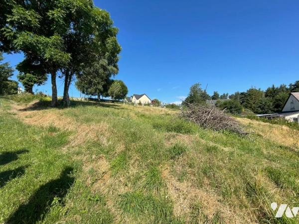 A VENDRE TERRAIN A VAREILLES DE SAINT PIERRE LE VIEUX