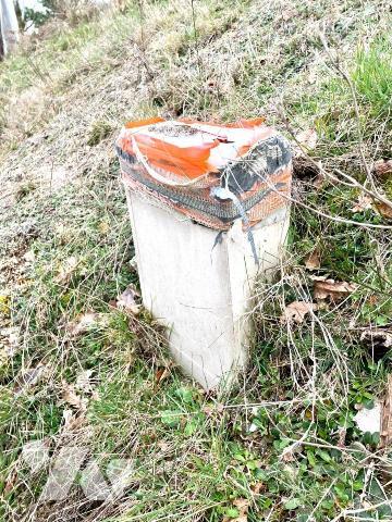 A VENDRE TERRAIN CONSTRUCTIBLE à Chassagnes de BLAVIGNAC