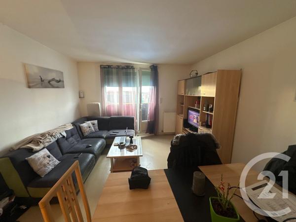 Appartement F3 à vendre  4 pièces - 63,68 m2 YZEURE - 03