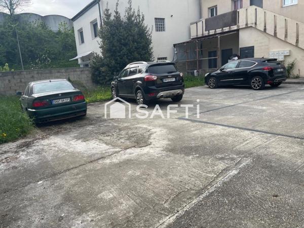 Immeuble de rapport comprenant 7 appartements ( 3 F2 et 4 Studios )