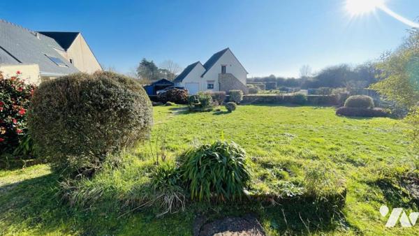 À vendre – Maison en pierre avec dépendances à La Trinité-sur-Mer (56470)