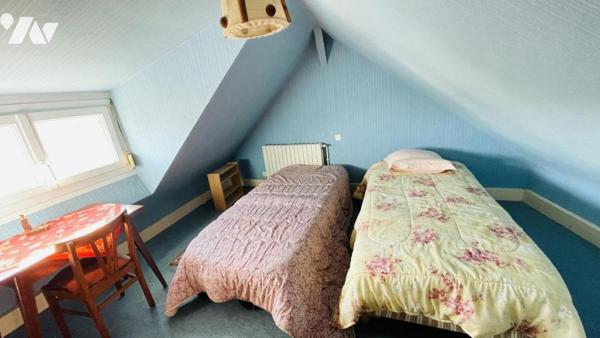 À vendre – Maison en pierre avec dépendances à La Trinité-sur-Mer (56470)