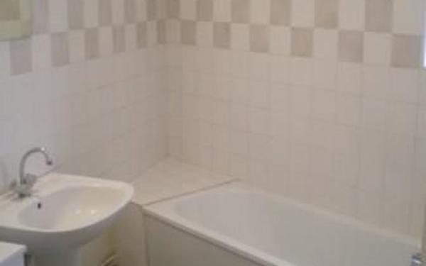 Appartement à louer    1 pièce • 32,40 m2 Crécy-la-Chapelle