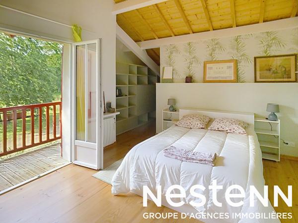 A vendre Maison 8 pièces 200m² et un appartement de 50m² sur terrain de 1500m²