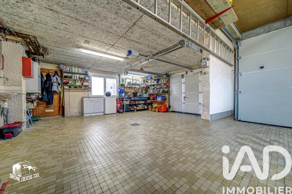Maison à vendre 7 pièces 159 m² Saint-Julien-lès-Metz