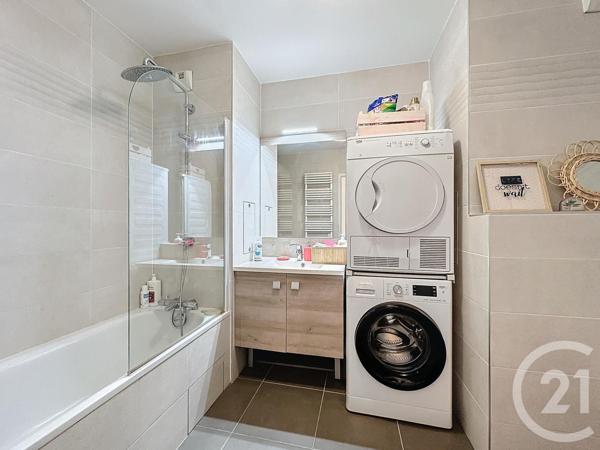 Appartement F4 à vendre  4 pièces - 97 m2 ROCQUENCOURT - 78