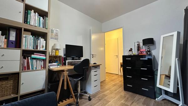 Appartement T3 avec terrasse situé à JAUX