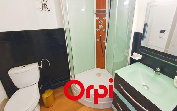 Appartement à louer    1 pièce • 23,55 m2 Saint-Cyr-sur-Mer