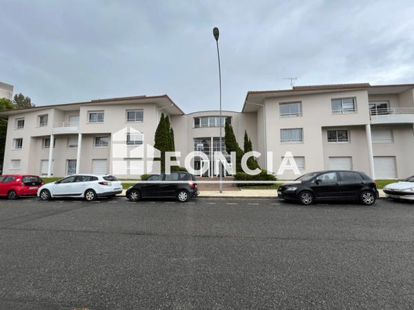 Location Parking - 2 RUE PAUL ELUARD Pessac 33600