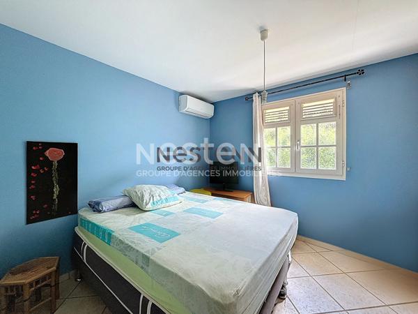 A VENDRE VILLA F4 AVEC PISCINE A BOIS-RADA SAINTE ROSE