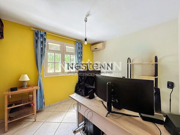 A VENDRE VILLA F4 AVEC PISCINE A BOIS-RADA SAINTE ROSE