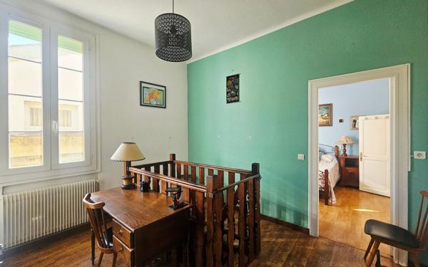 Maison à vendre    5 pièces • 106 m2 Balaruc-les-Bains