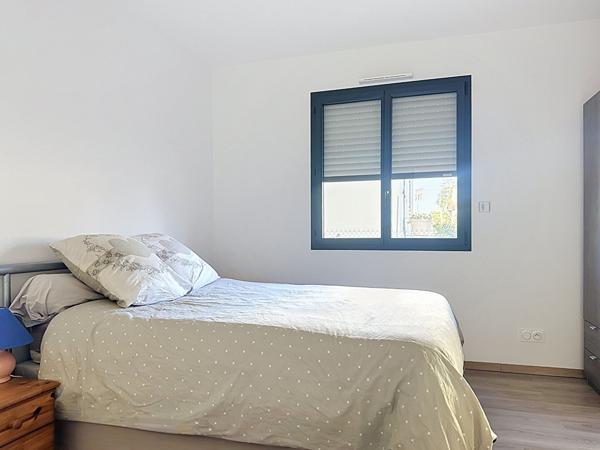 Maison contemporaine 2021 - Plain-pied - DPE A - Centre de Vernoil-le-Fourrier