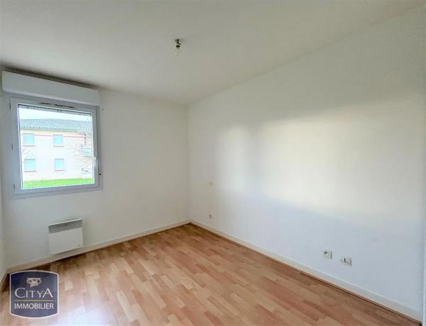 Appartement à louer 3 pièces 55m² Castelsarrasin (82100)