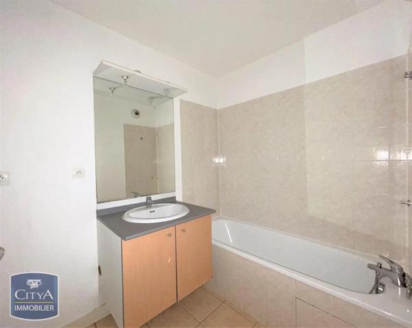 Appartement à louer 3 pièces 55m² Castelsarrasin (82100)