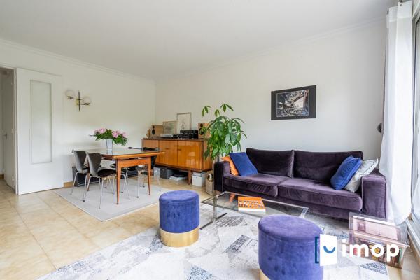 Métro Mairie des Lilas ligne 11 - T2 lumineux avec balcon sur jardin