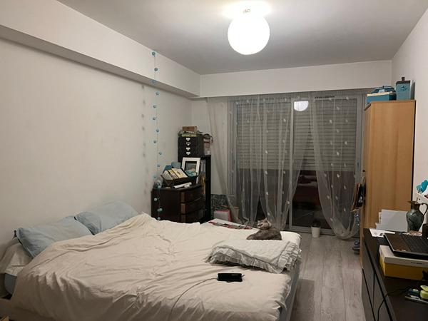 Cagnes Sur Mer 4P 96 M² 3 chambres Terrasse Parking A Rénover