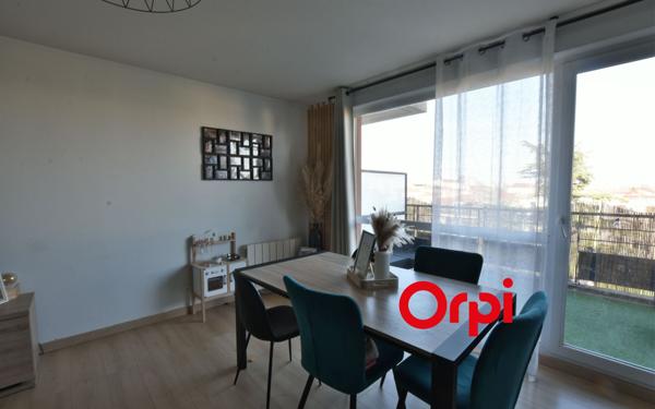 Appartement à vendre    3 pièces • 64,13 m2 Pierre-Bénite