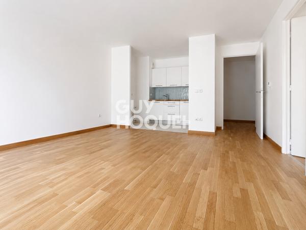 Appartement 3 pièces lumineux de 64 m2 avec doubles balcons, parking et cave - Colombes