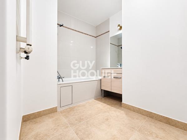 Appartement 3 pièces lumineux de 64 m2 avec doubles balcons, parking et cave - Colombes