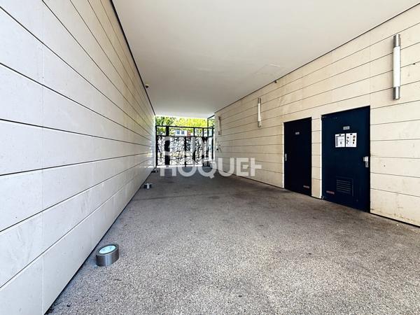 Appartement 3 pièces lumineux de 64 m2 avec doubles balcons, parking et cave - Colombes