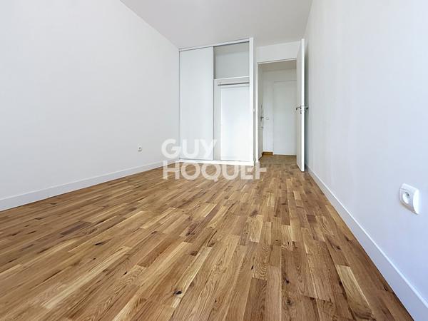 Appartement 3 pièces lumineux de 64 m2 avec doubles balcons, parking et cave - Colombes