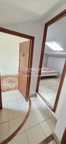 Alès hyper-centre — Duplex 5 chambres, terrasse 18 m², DPE C, charges 350 €/an