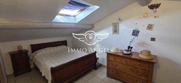 Alès hyper-centre — Duplex 5 chambres, terrasse 18 m², DPE C, charges 350 €/an