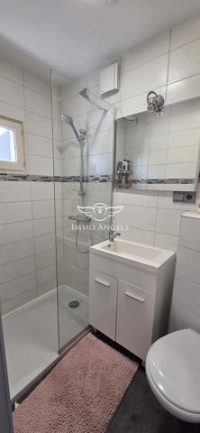 Alès hyper-centre — Duplex 5 chambres, terrasse 18 m², DPE C, charges 350 €/an