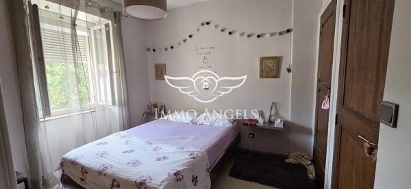 Alès hyper-centre — Duplex 5 chambres, terrasse 18 m², DPE C, charges 350 €/an