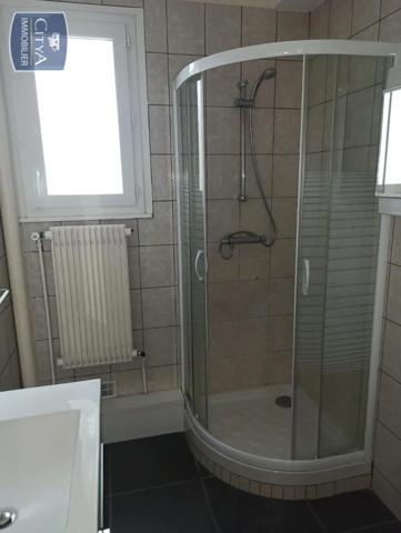 Appartement à louer 3 pièces 72.84m²