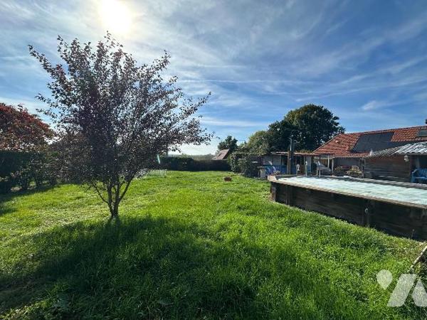 Augerans, maison de plain pied , terrain clos 14 ares , 2 chambres, 1 bureau