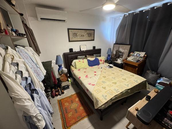 Coup de coeur pour ce splendide T2 de 81 M2 dont 52m2 habitable, à CAYENNE vue océan