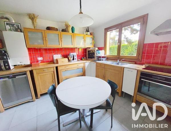 Maison à vendre 8 pièces 161 m² Magny-les-Hameaux