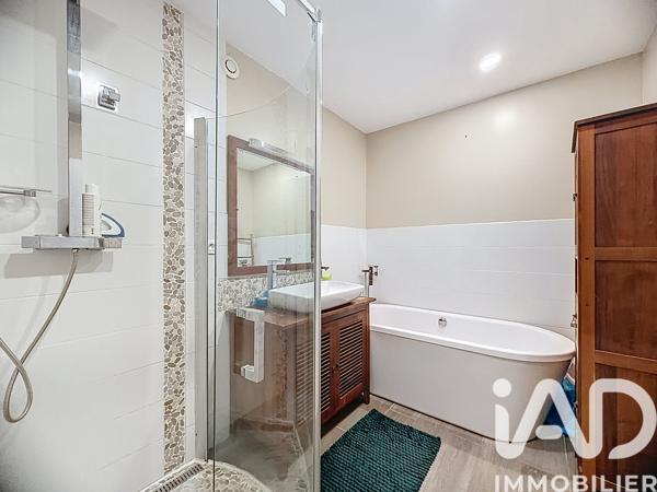 Maison à vendre 5 pièces 195,37 m² Bordeaux