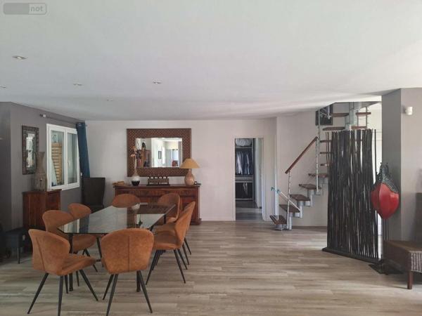 Maison à vendre à Yvré-l'Évêque dans la Sarthe (72530), ref : 013-1467