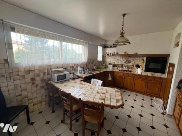 CORMONTREUIL MAISON 9 PIECES GARAGE JARDIN SOUS/SOL