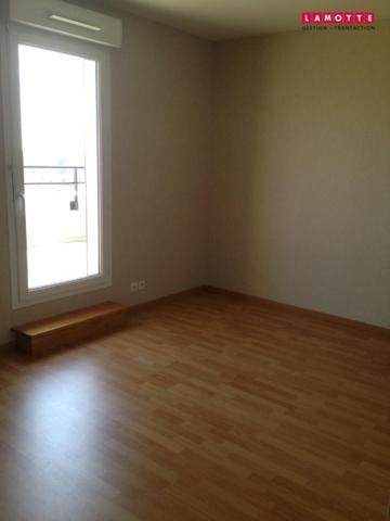 Appartement à louer 4 pièces - 85 m²