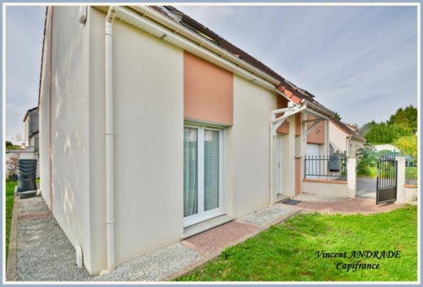 Maison récente 100 m² à Nandy – 3 chambres, garage et jardin proche Carré Sénart