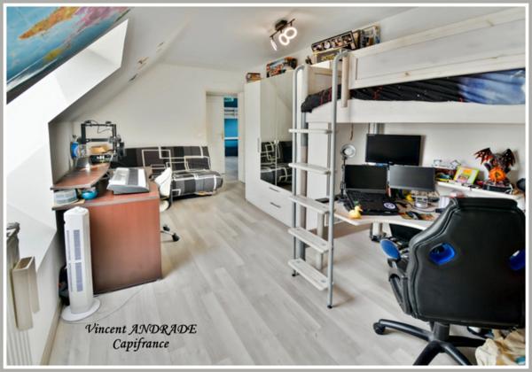 Maison récente 100 m² à Nandy – 3 chambres, garage et jardin proche Carré Sénart